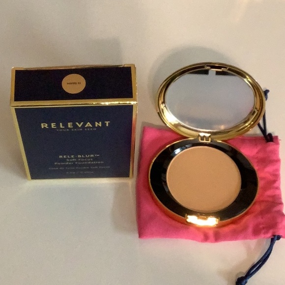 Relevant Inspire 23 Rele-Blur Soft Focus Powder Foundation New In Box - Picture 4 of 4